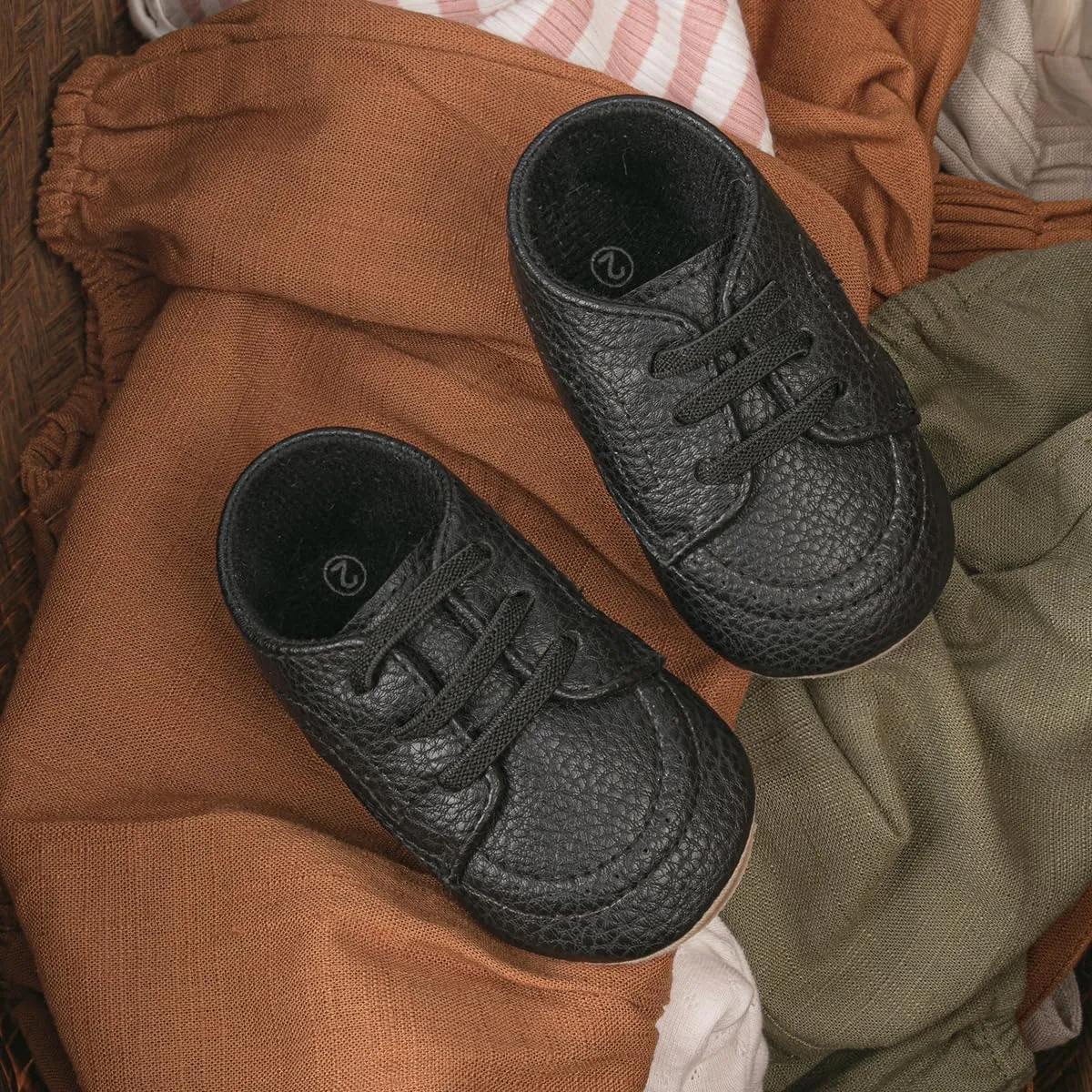 Casazoe Infant Baby Boys Girls Oxford Shoes PU Leather Wedding Loafers Brogue Toddler Baptism Dress Shoes First Steps Walking Flat Lazy Crib Shoe