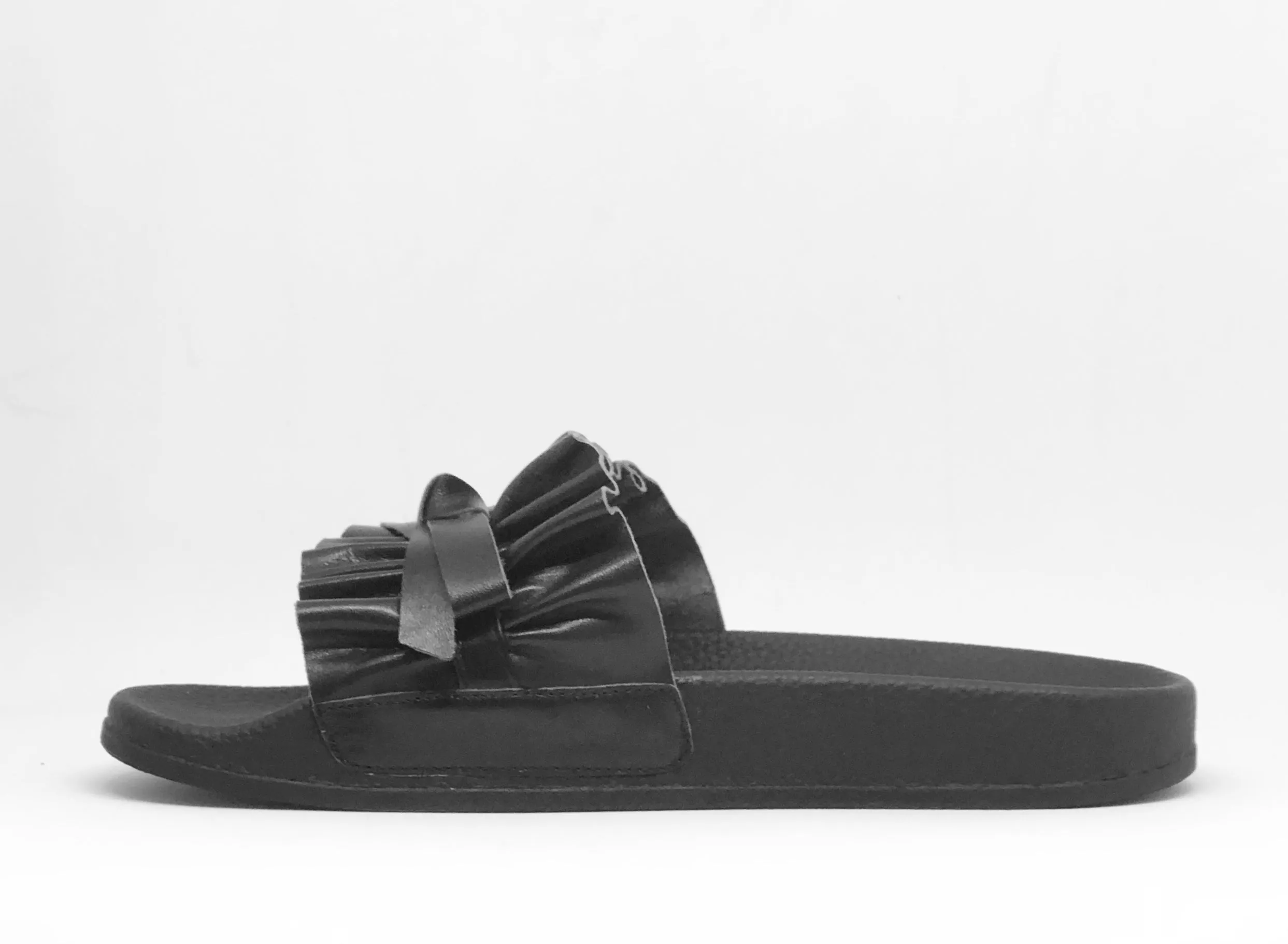 FLIP FLOP ANN TUIL INOUIE