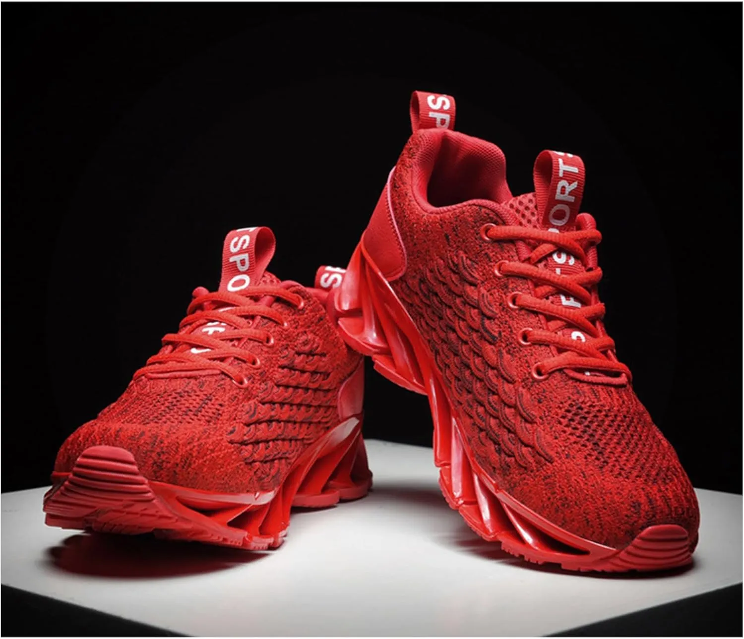 Men's Mesh Blade Walking Shoes Slip On Fashion Non-Slip Soft Sole Sneakers Comfortable Arch Support Running Shoes Training Shoes