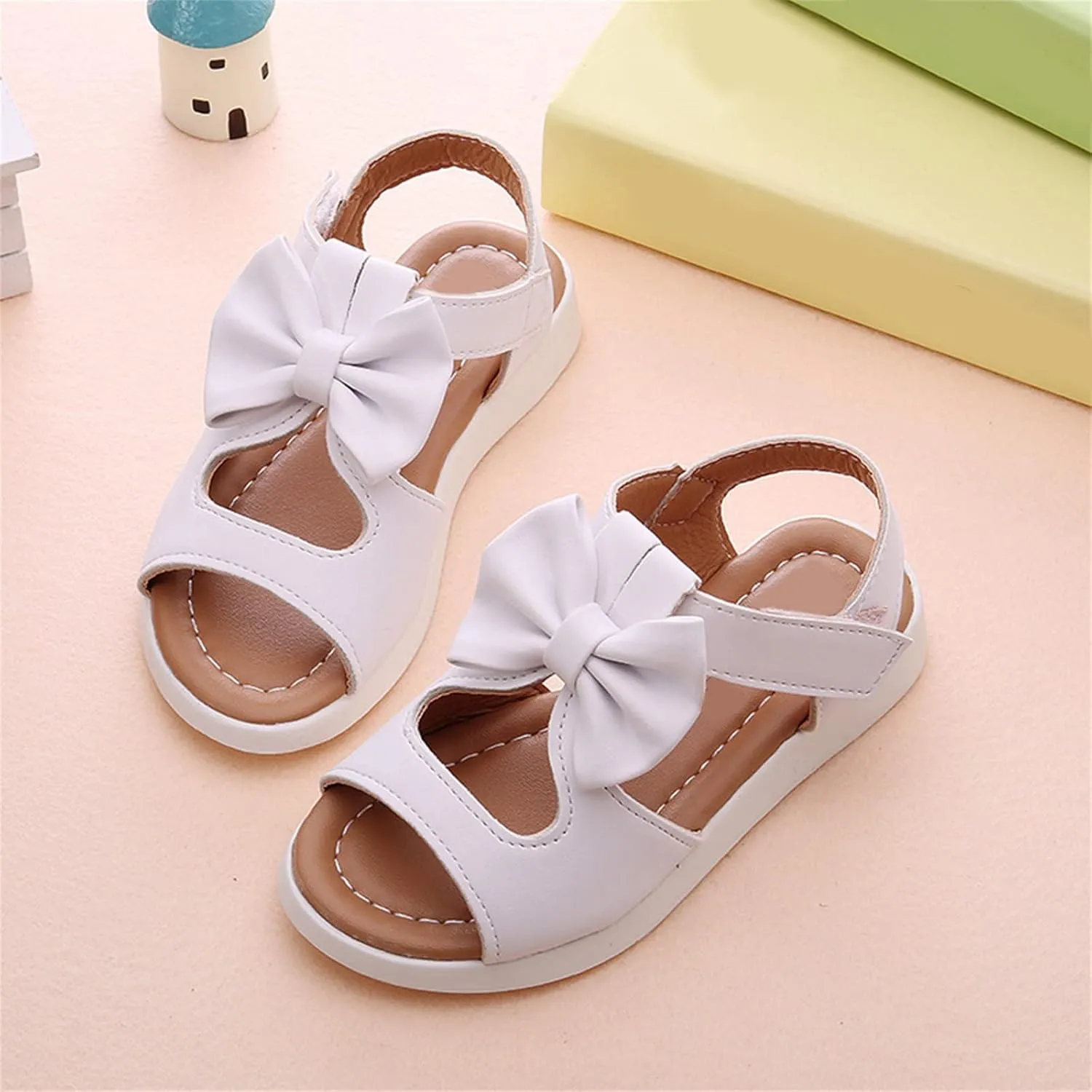 Shoes for Girls Bowknot Hollowed Out Sandals Hollowed Out Non-Slip Small Leather Shoes Cute Princess Toddler Shoes