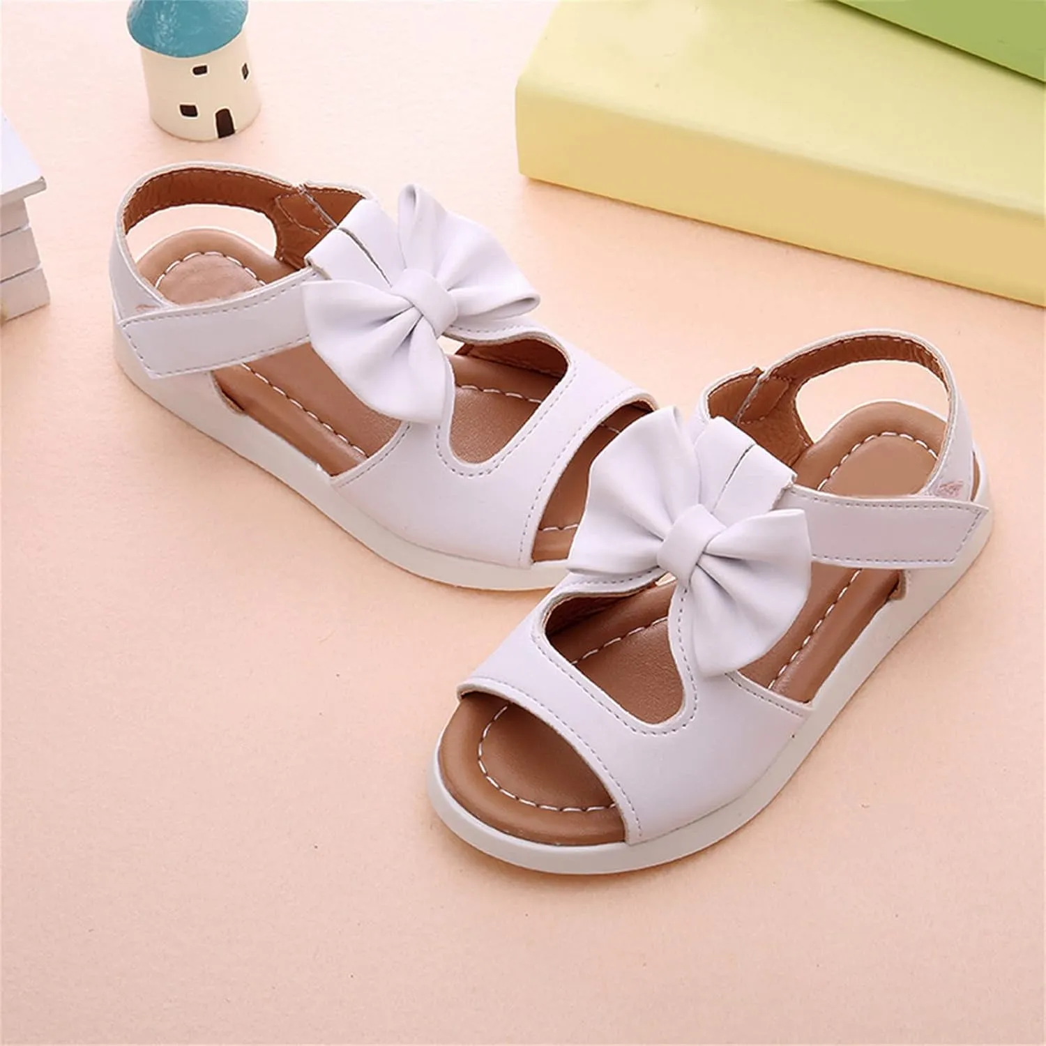 Shoes for Girls Bowknot Hollowed Out Sandals Hollowed Out Non-Slip Small Leather Shoes Cute Princess Toddler Shoes